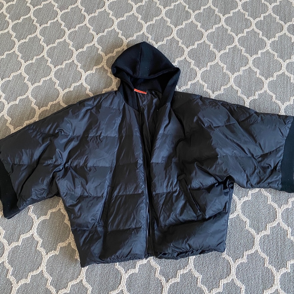 Alice and Olivia Puffer Jacket and Cape Medium